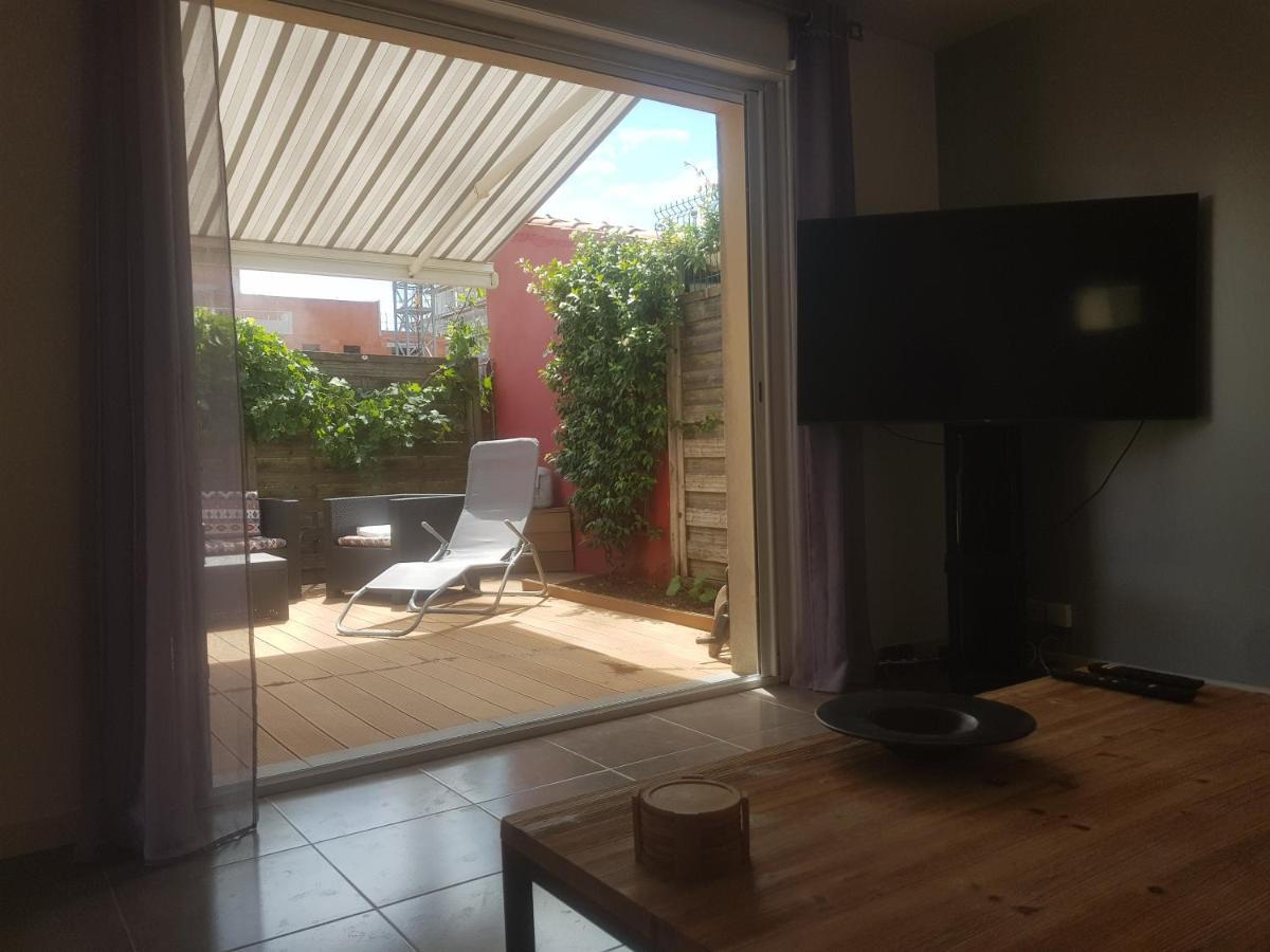Joli Appartement 50 M2 Classe 3 Etoiles Avec Terrasse Et Jardin ラ・ロシェル エクステリア 写真